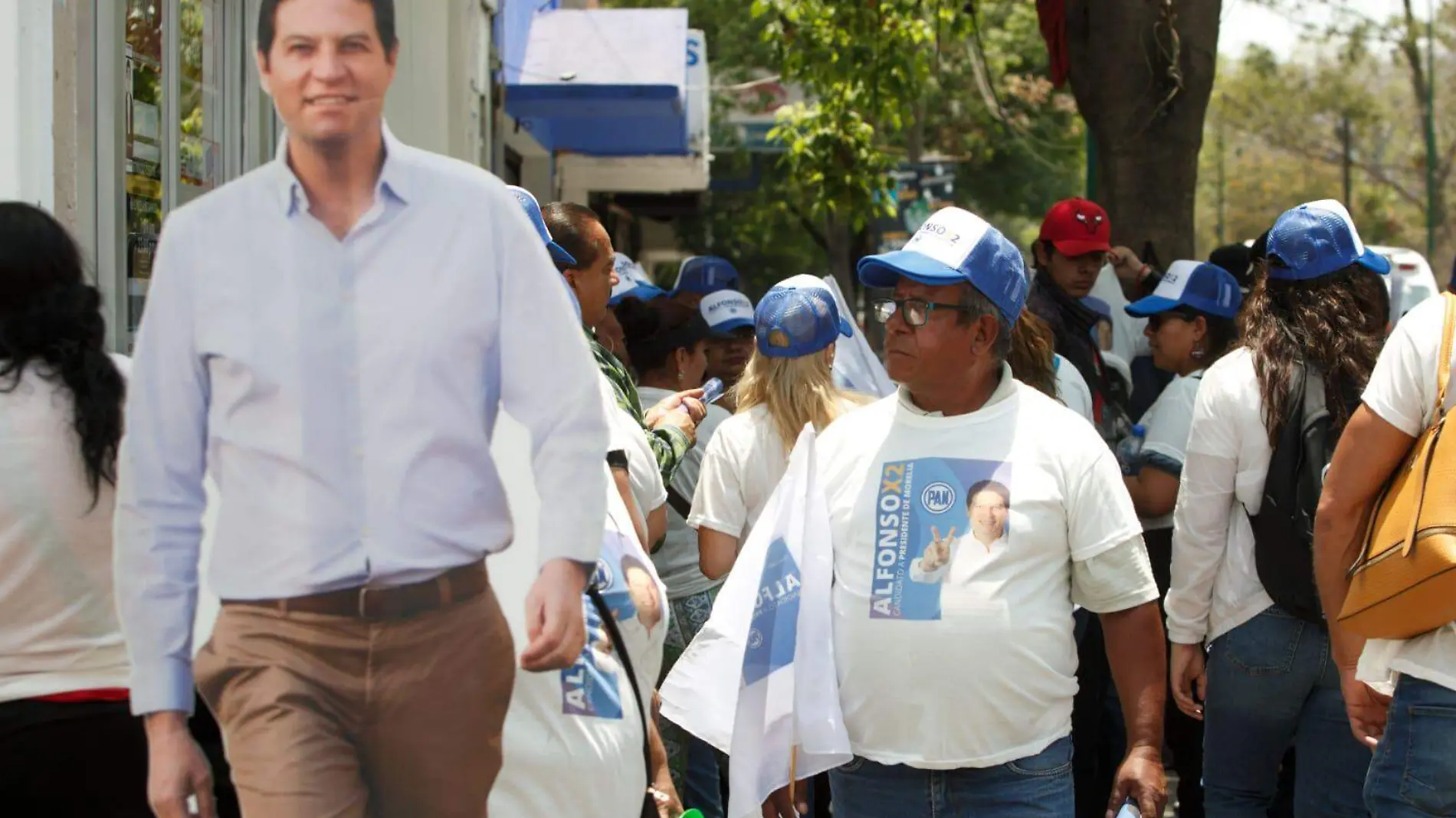 Brigadistas de la campaña política de Alfonso Martíez